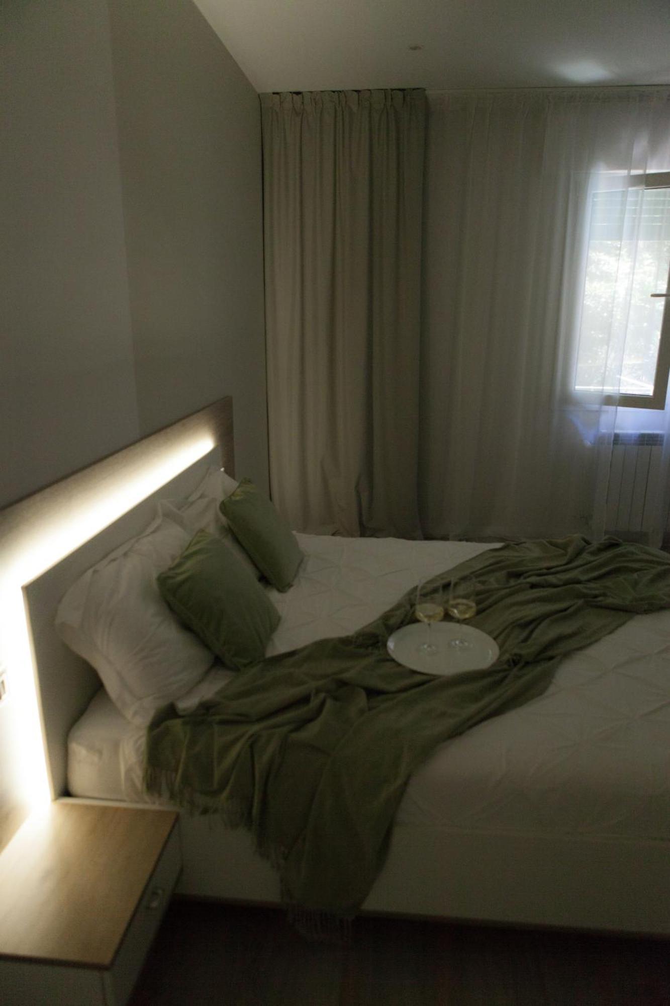Romanapartments ميستر المظهر الخارجي الصورة
